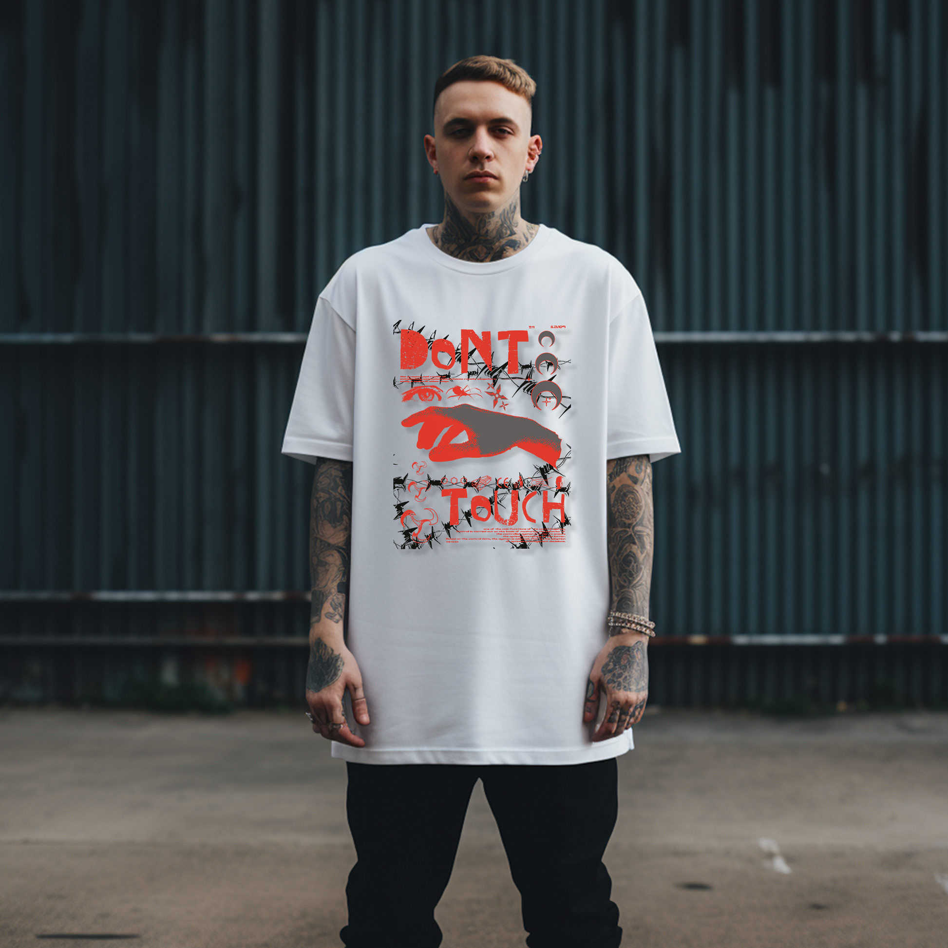 Don't Touch - Oversized T - Shirt